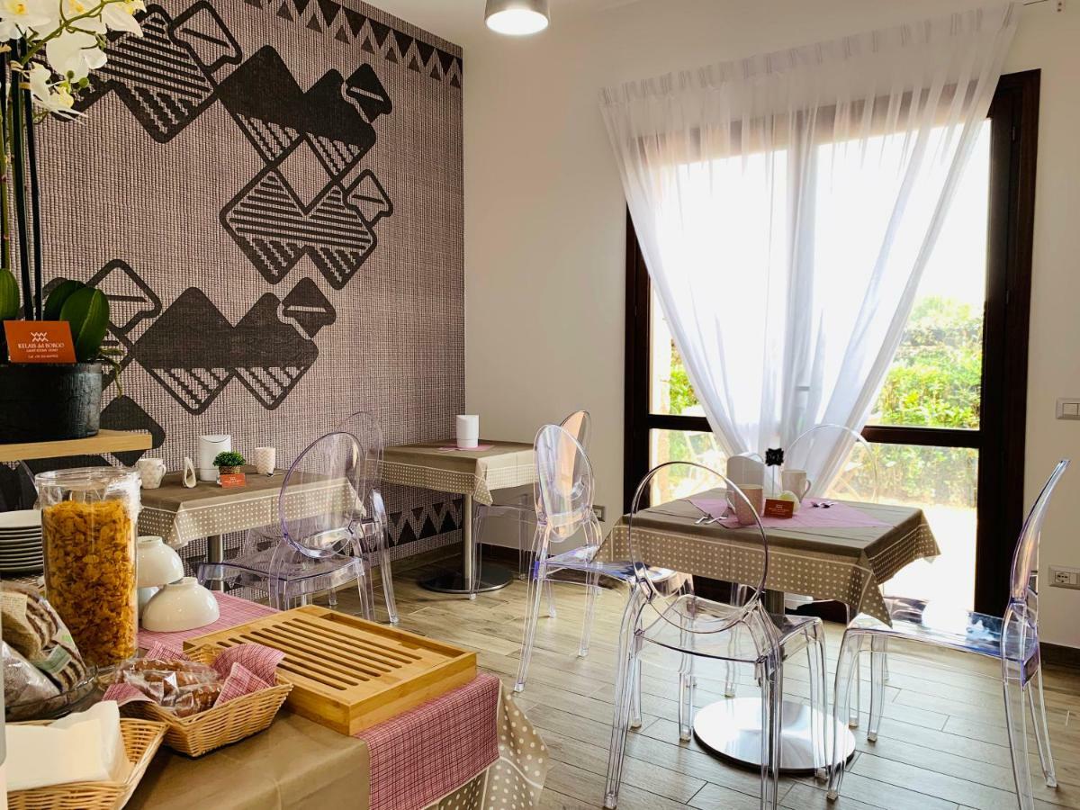 Relais Del Borgo- Domo Hotel Porto San Paolo  Bagian luar foto
